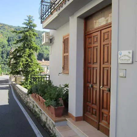 Il Nido Dell'aquila فندق مبيت وإفطار San Donato di Ninea